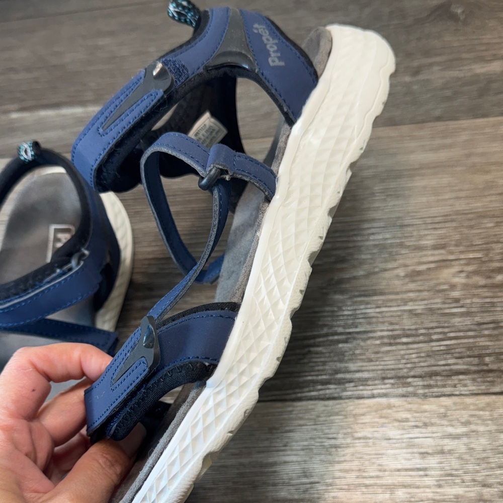 Propet comfort Navy Strap Sandals woman’s size 9 wide (j67) - Picture 4 of 7